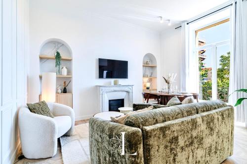Carnot Apartamento | Les Lucioles 7- Luxury 2 - Bedroom Apartment