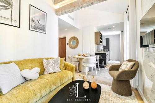 Carnot Apartamento | Les Lucioles 8 - Luxury 1 - Bedroom Apartment