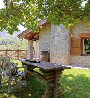 Vilallonga de Ter Casa | Les Pedres