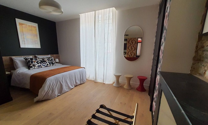 Chalonnes-sur-Loire Apartamento | Les Seventies sur les Bords de Loire! Pour un Séjour à Deux, Seul ou en Famille!
