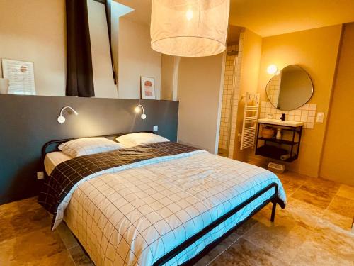 Angouleme Apartamento | Les Suites d'Angoulême - Proche Gare et Centre ville - Haut de gamme