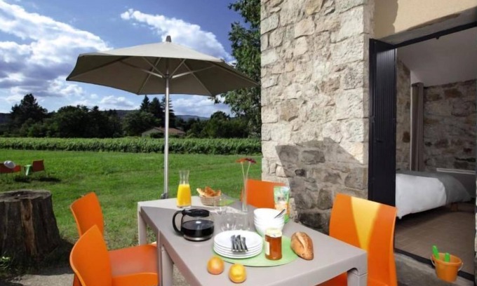 Chambonas Apartamento | Les Vans-Cottage 3 pièces 5 personnes by Interhome