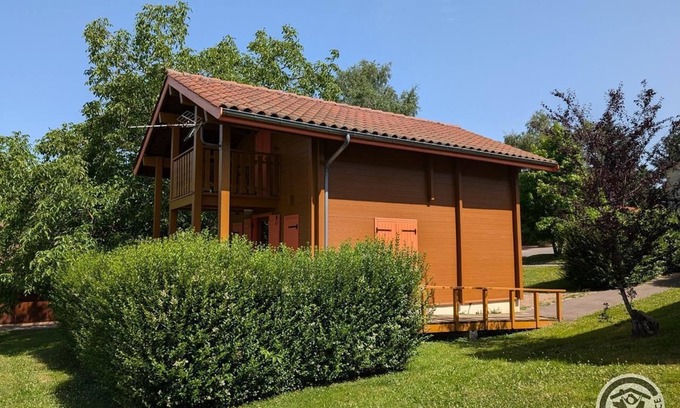 Saint-Clement-de-Vers Casa | Les Volets Oranges - SAINT-CLEMENT-DE-VERS