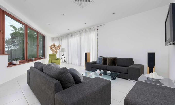 Wiselka Apartamento | Lesna 17 | Wiselka | Modern Apartment | Terrace | Holidays by the Sea | Smart TV