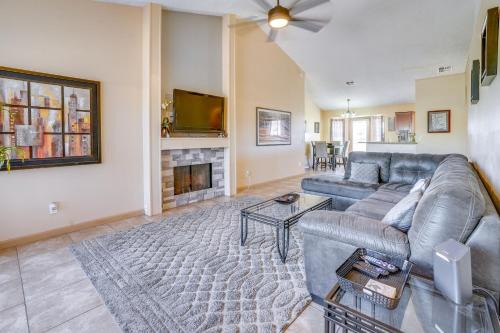 Villa De Paz Casa | Less Than 1 Mi to Camelback Ranch Phoenix Home with Pool