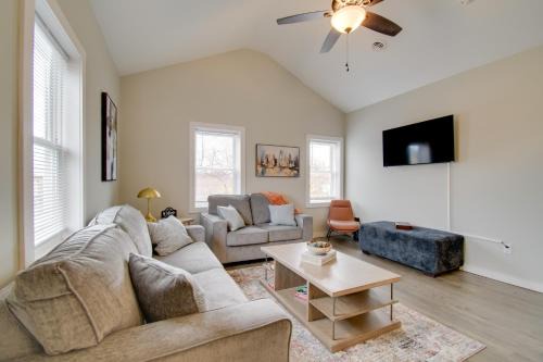 Oswego Casa | Less Than 1 Mi to Lake Ontario Oswego Group Retreat