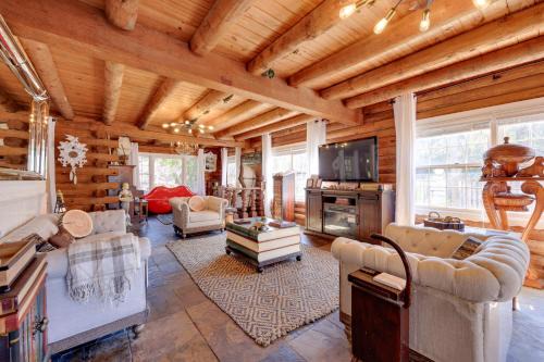 Ponte Vedra Beach Casa | Less Than 4 Mi to Boat Ramp and Mickler Beach Unique Cabin