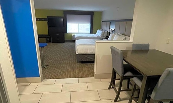 Las Vegas Apartamento | Less than a minutes’ drive from Interstate 25, this Las Vegas .
