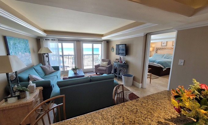 Sunnyside Condominio | Deje que el sonido de nuestras ondas rejuvenecer su alma!