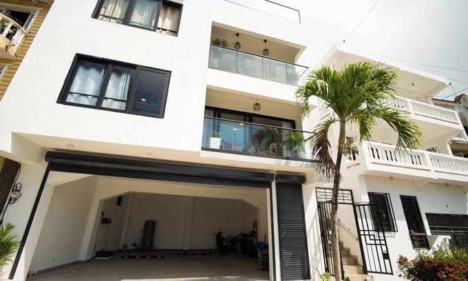 Centro Apartamento | LEVEL 1, Charming 2-bedroom apartment with AC, WiFi in serene Samaná