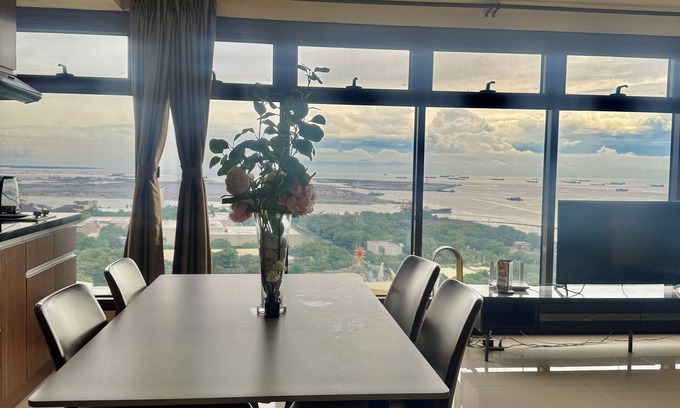Pasay Condominio | Levi & Moon's Luxurious Haven in the Sky