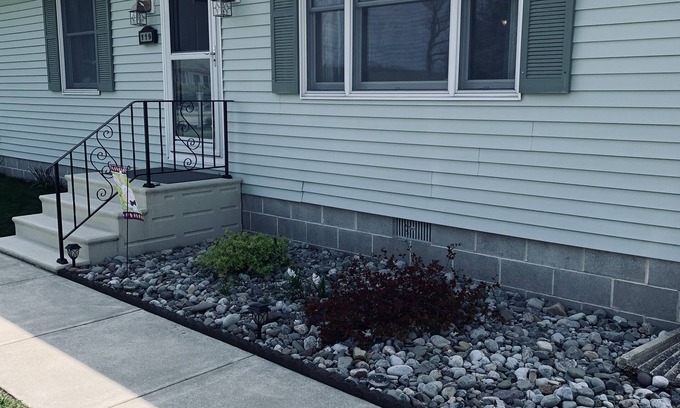 Lewes Casa | Lewes Beach home, 3 BR, 2 baths 6 min to beaches! Bike trail @ entry to block