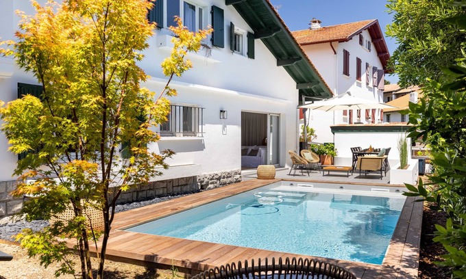 Guethary Casa | LEYORRA - maison au coeur de Guéthary, 5 chambres, piscine