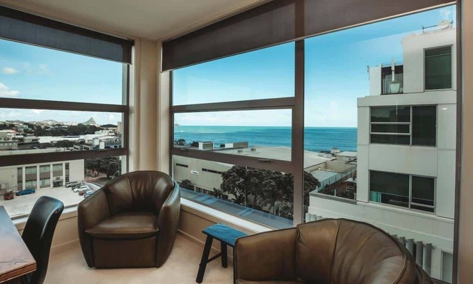 New Plymouth CBD Apartamento | Liardett Penthouse - Inner city accommodation
