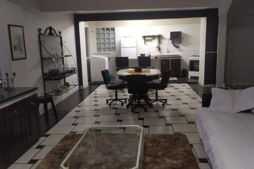 Centro Apartamento | Liberdade! Apto no centro!