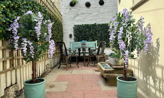 Ashbourne Cabaña | Liberty House