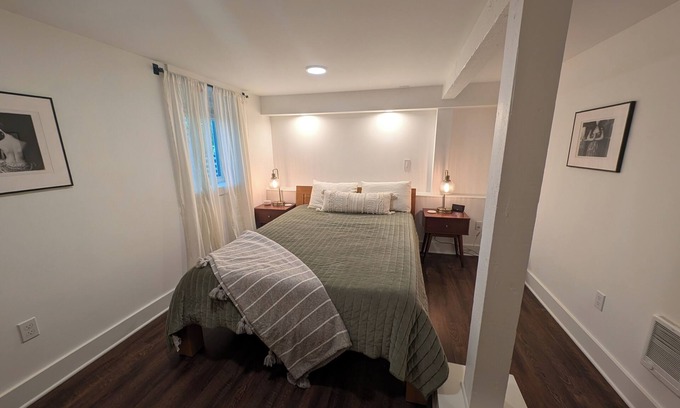 Woodstock Apartamento | #LiebeHausPDX - A mid-century-modern apartment near Reed College