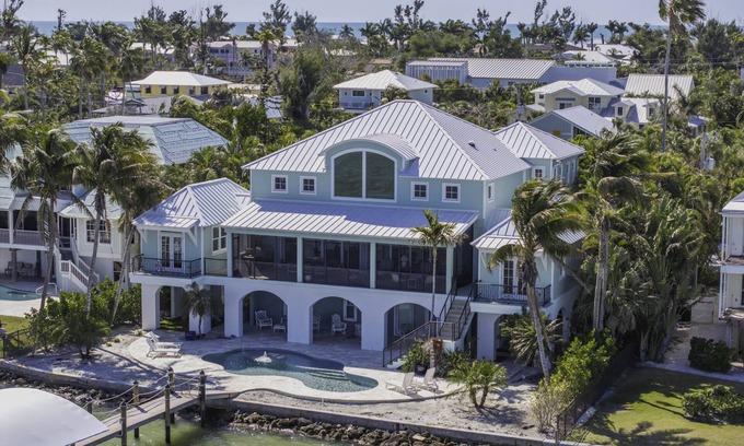 Captiva Casa | Life Changing Views from this Luxury 3 Bedroom Bayfront Home!