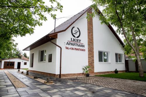 Gyula Apartamento | Liget Apartman