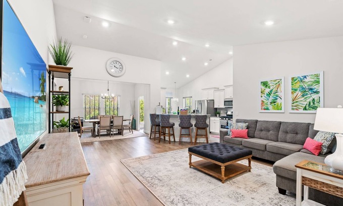 Red Hill Casa | Eagle’s Nest: Myrtle Beach Home in Legends Golf Resort + Pool