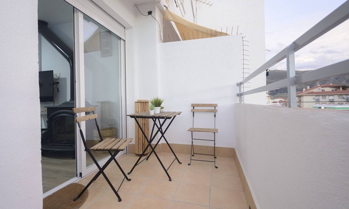 Cenes de la Vega Casa | Lightbooking Casa Alhambra Sierra Nevada