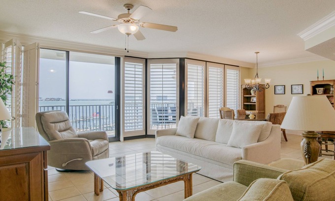 Orange Beach Condominio | ¡¡Mascota amigable!! Phoenix on the Bay 2, hermoso condominio en el sexto piso.