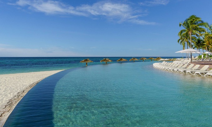 Williams Town Complejo | Lighthouse Pointe at Grand Lucayan - All Inclusive
