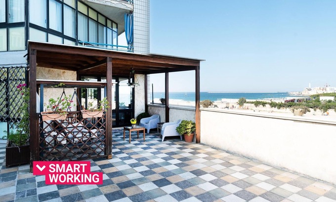 Municipio 3 Apartamento | Lighthouse view Apartment by Wonderful Italy