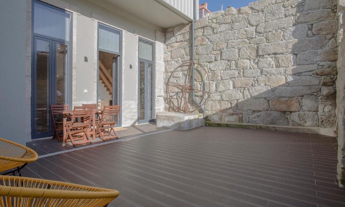 Uniao de Freguesias do Centro Apartamento | Liiiving in Porto | Terrace & Sunny Apartment