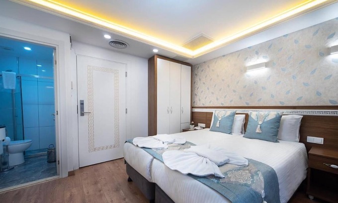 Emin Sinan Casa | Hotel Lika - Habitación Doble Superior - 1 o 2 camas - vacaciones inolvidables en Estambul
