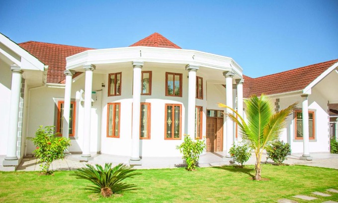 Mbezi Beach Casa | LikaZifa Holiday Villa