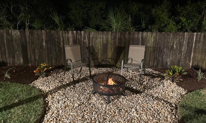 Pensacola Casa | Lil' Piece of Pensacola I Large Vacation Home I Gulf Coast I Florida