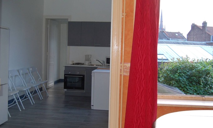Fives Apartamento | APARTAMENTO LILLE BRILLANTE CERCA DE LA ESTACIÓN Y GRAN PALACIO APARCAMIENTO GRATUITO
