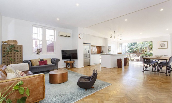 South Fremantle Apartamento | Lilly's Cottage - 3bdrm Heritage House, South Fremantle