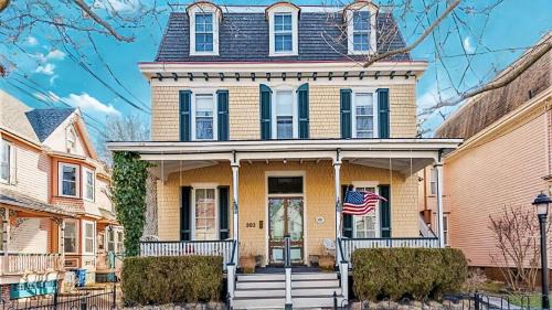 Cape May Casa | Lillys Butterscotch Cottage-5 Bdrm Wbonus Loft!