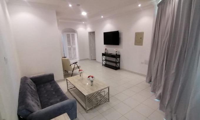 Hera Street Apartamento | Lily 4 Apartment and Penthouse