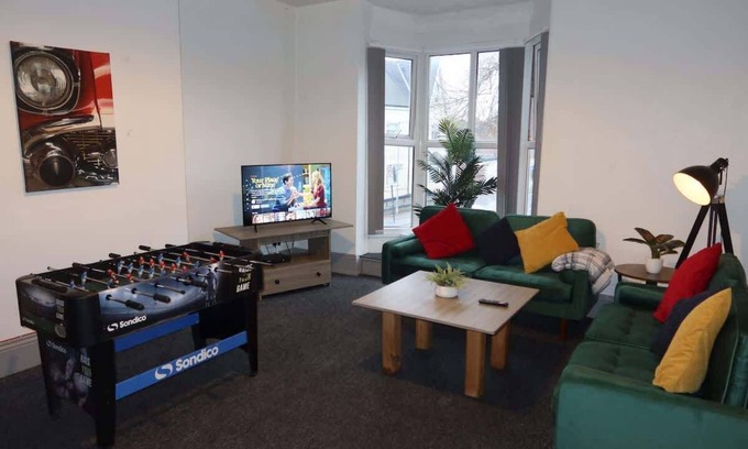Hull Apartamento | Lily House - 3 Bed WIFI & Parking Hull