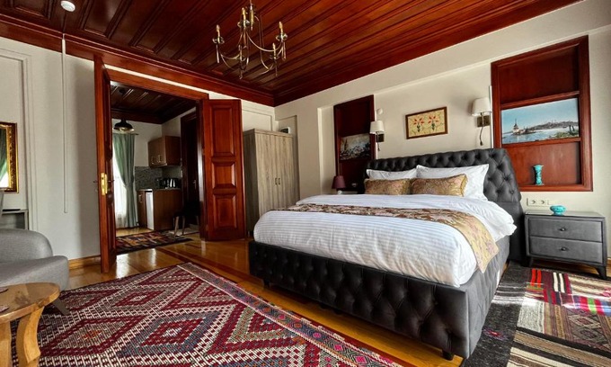Emin Sinan Apartamento | Lily Mansion