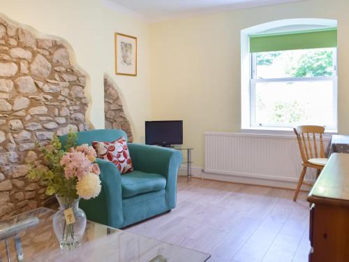 Llanfynydd Casa | Lily Of The Valley - Uk47133