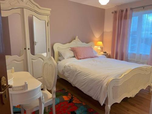 Buncrana Casa | LILY'S LODGE - Beautiful Central Buncrana Home
