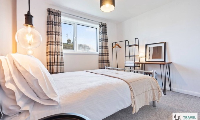 Kettering Apartamento | Lime Corner: Peaceful with Parking