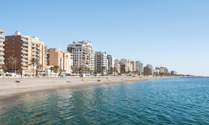 Almeria Centro Apartamento | Limehome Almeria C. Hernán Cortés