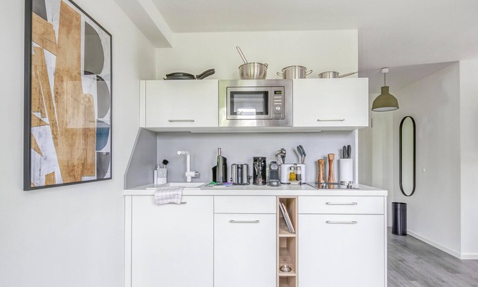 Munchen District Apartamento | limehome Garching Bürgermeister-Amon-Str. |Suite M