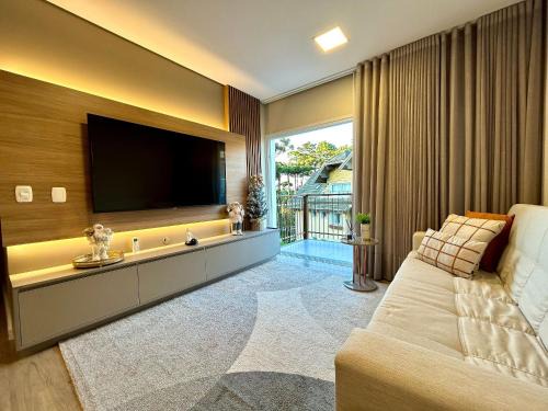 Carniel Apartamento | Lindíssimo apto ALTO padrão com piscina