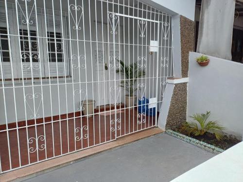 Telegrafo Casa | Linda casa 3 quartos a 5 minutos da COP