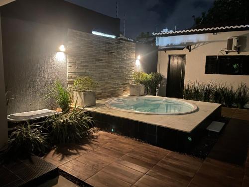 Ponta Negra Casa | Linda casa com jacuzzi no coração de ponta negra