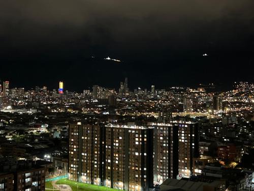 Puente Aranda Apartamento | LINDA VISTA, ACOGEDOR, ELEGANTE Y COMODo