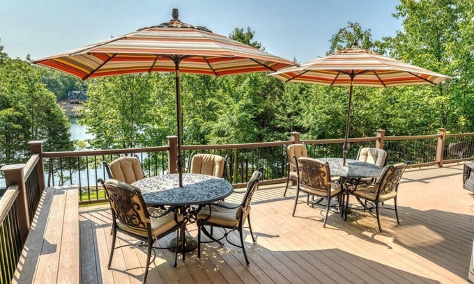Innsbrook Casa | Linden Lakefront Retreat with Kayaks by StayLage