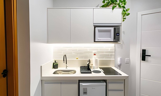Leblon Apartamento | Lindo loft com banheira no Leblon