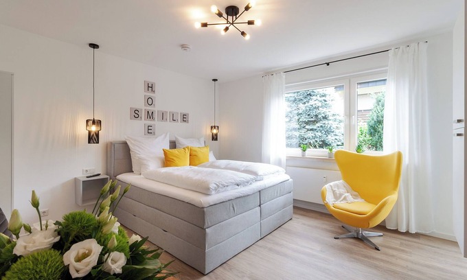 Petersberg Apartamento | ★ Liobablick Nr. 4 ★ Apartment with balcony - centrally located in Petersberg/Fulda